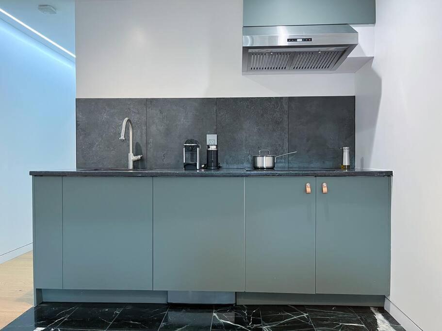 New Beautiful Modern One Bedroom Apt In Brooklyn At Rem-Casa New York Exterior photo